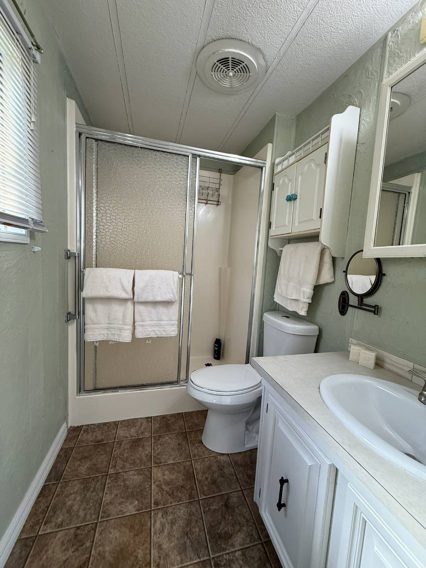5 Tahitian a Ellenton, FL Mobile or Manufactured Home for Sale